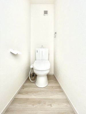 gC@Q`Toilet`@̂鐅gC̓EHVbgtłgC͖g킴𓾂Ȃ́BۂłˁBgC2̂Œ̍Gɕ֗łI