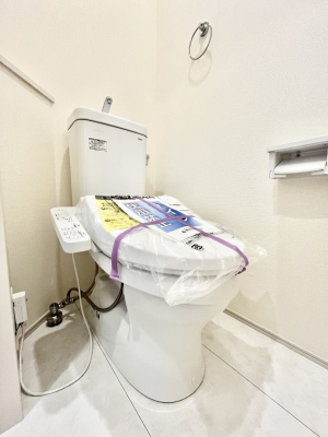 gC@1`Toilet`@YEXbLEKȃEHVbgtgCł낰ԂłB̌薾邭AKԂƂȂĂ܂gꏊ炱̔złI