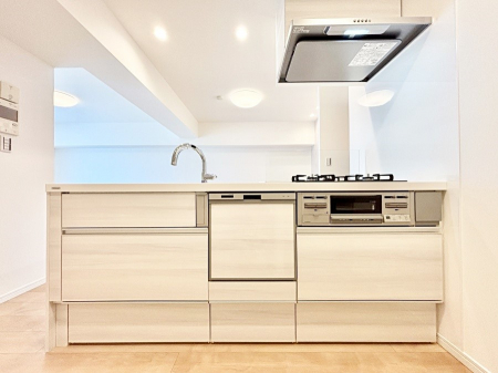 Lb`@`Kitchen`  u͉낤vȃLb`Ȃv藿łႢ܂B  Lb`̓rO]łƑȂ邨Ƃɂ܂B  