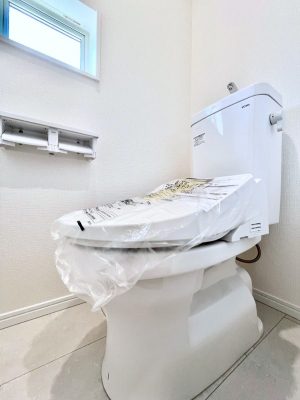 gC@`Toilet`@YEXbLEKȃEHVbgtgCł낰ԂłB1A2KɃgCXy[XǏ薾邭AKԂƂȂĂ܂gꏊ炱̔złI