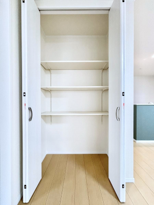 ̑ρ@ݔBrO[BɎ[ƕW܂LDKXbLЕtłˁB  