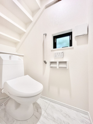 gC@A`Toilet`@̂鐅gC̓EHVbgtłgC͖g킴𓾂Ȃ́BۂłˁBgC2̂Œ̍Gɕ֗łI