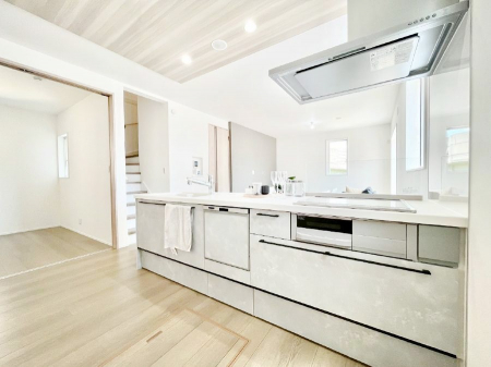 Lb`@P`Kitchen`rOnJE^[Lb`B  ȂƑƃR~jP[VƂ邾łȂA傫ȊJ邱Ƃł܂B  ql̐邱Ƃł܂ˁI