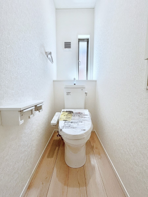 gC@Q`Toilet`@̂鐅gC̓EHVbgtłgC͖g킴𓾂Ȃ́BۂłˁBgC2̂Œ̍Gɕ֗łI