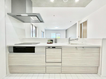 Lb`@P`Kitchen`@LĎg₷Lb`ȂƑłɗAЕtԂȂłႢ܂[Ղ肠̂ŁAƐȈۂۂĂ܂B