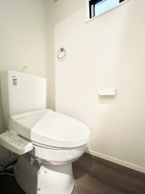 gC@P`Toilet`@̂鐅gC̓EHVbgtłgC͖g킴𓾂Ȃ́BۂłˁBgC2̂Œ̍Gɕ֗łI