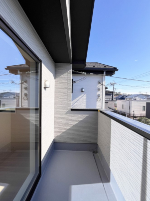 �o���R�j�[�@�������P�������`Balcony�`  �o���R�j�[�͉������z���������݁A���z�c����󕨂��C�����悭�������Ƃ��ł��܂��B  �g���₷���J���I�ȃo���R�j�[�ł����z�����������Ղ�~�蒍���A�o���R�j�[�t���Z�܂��B  