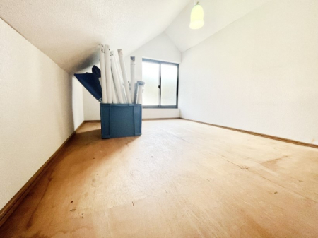 [@`Roof Floor`@[́AG߂̃Cxgpi~̕zcȂǈꎞIɂ܂ꏊƂĕ֗łB Ղ̎[ŋɃmӂ̂hC̗ǂ炵B
