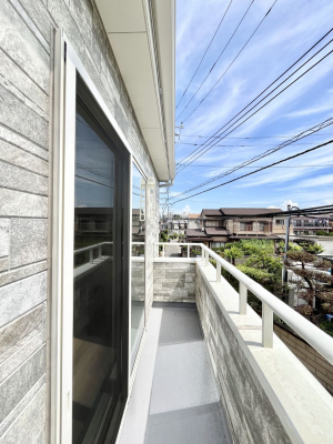 oRj[@`Balcony`  oRj[͉z݁Azc󕨂C悭Ƃł܂B  g₷JIȃoRj[łzՂ~蒍AoRj[tZ܂B  