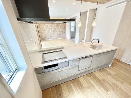 Lb`@`Kitchen`@LĎg₷Lb`ȂƑłɗAЕtԂȂłႢ܂[Ղ肠̂ŁAƐȈۂۂĂ܂B