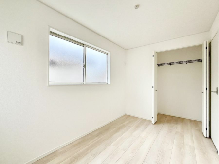 q@Q`Bed Room`  ɂ͎[N[[bgIiĝm⏬͂AGߕ̂mȂǂƐڂ܂܂B  ԂLgpł܂ˁB