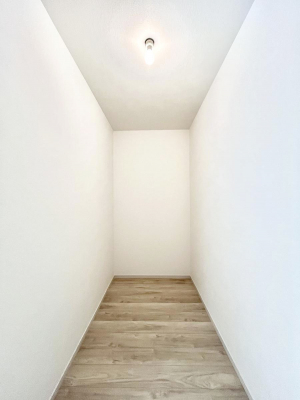 ���̑����ρ@���r���O���[�B�����Ɏ��[������ƕ����W�܂�LDK���X�b�L���Еt�������ł��ˁB  