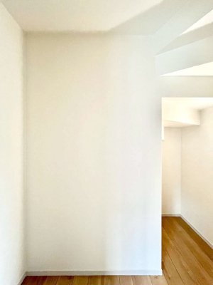 ̑@EH[NCN[[bgtŐԂLpł܂B