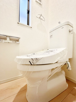 gC@Q`Toilet`@̂鐅gC̓EHVbgtłgC͖g킴𓾂Ȃ́BۂłˁBgC2̂Œ̍Gɕ֗łI