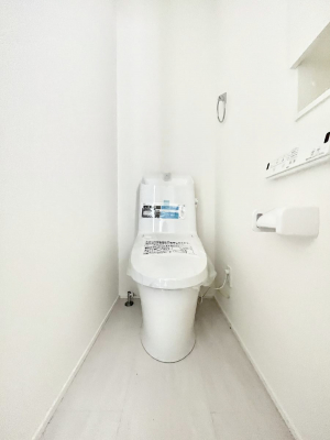 gC@`Toilet`@YEXbLEKȃEHVbgtgCł낰ԂłBgC͖g킴𓾂Ȃ́BۂłˁBgC2̂Œ̍Gɕ֗łI