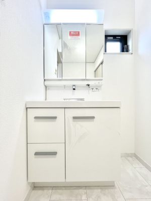 ���ʑ�E���ʏ��@�傫�����₷���O�ʋ��Ő�����������ʑ�́A�g�����Ȃ݃`�F�b�N�┧�̂������ɂ������߂ł��B 