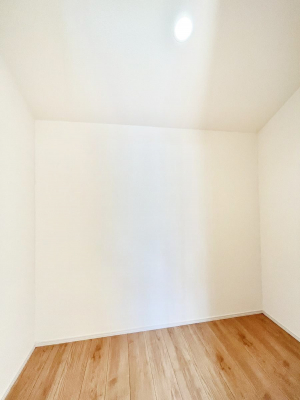 ̑@EH[NCN[[bg̊pŐԃXbL