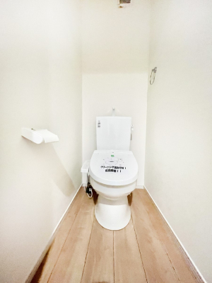 gC@P`Toilet`@̂鐅gC̓EHVbgtłgC͖g킴𓾂Ȃ́BۂłˁBgC2̂Œ̍Gɕ֗łI