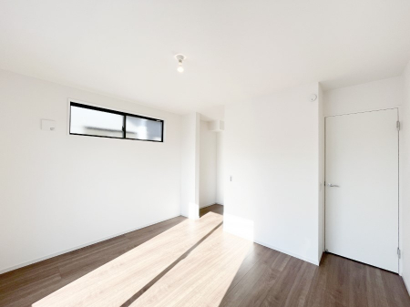 �Q���@�E�H�[�N�C���N���[�[�b�g�����邨�����B�G�߂��Ƃ̓���ւ����s�v�ŕ֗��ł��I