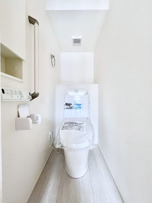 gC@R`Toilet`@̂鐅gC̓EHVbgtłgC͖g킴𓾂Ȃ́BۂłˁBgC2̂Œ̍Gɕ֗łI