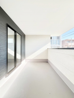 oRj[@`Balcony`@Ci[oRj[͐󕨂Xy[XƂċ}ȉJŐ󕨂GĂ܂̂hł܂`FAł낢AĂɂ͎Cɂrj[v[y߂܂ˁ