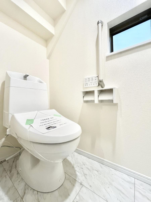 gC@A`Toilet`@̂鐅gC̓EHVbgtłgC͖g킴𓾂Ȃ́BۂłˁBgC2̂Œ̍Gɕ֗łI