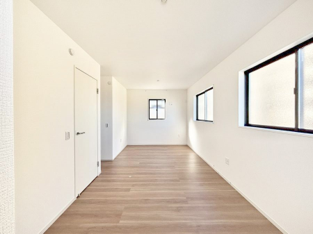 �Q���@�g���₷���`�Ńx�b�g��Ƌ�̒u�����ɂ����邱�Ƃ�����܂���B   