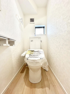 gC@Q`Toilet`@̂鐅gC̓EHVbgtłgC͖g킴𓾂Ȃ́BۂłˁBgC2̂Œ̍Gɕ֗łI