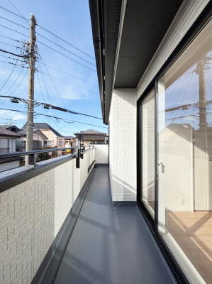 �o���R�j�[�@�������P�������`Balcony�`  �o���R�j�[�͉������z���������݁A���z�c����󕨂��C�����悭�������Ƃ��ł��܂��B  �g���₷���J���I�ȃo���R�j�[�ł����z�����������Ղ�~�蒍���A�o���R�j�[�t���Z�܂��B  