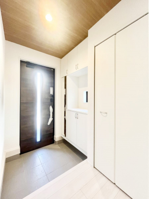 ց@KXXbg̓փhAɌ͂Ă܂