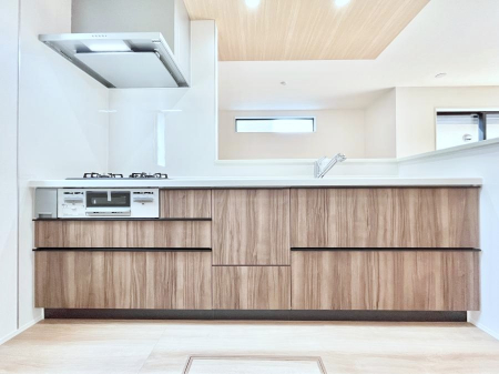 Lb`@`Kitchen`@LĎg₷Lb`ȂƑłɗAЕtԂȂłႢ܂[Ղ肠̂ŁAƐȈۂۂĂ܂B
