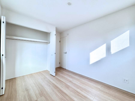 �q�������@�q�������ɂ��������߂Ȏ��[�X�y�[�X�����Ղ�̋���