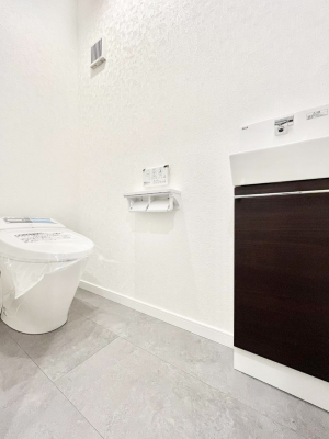 gC@`Toilet`@YEXbLEKȃEHVbgtgCł낰ԂłB̌薾邭AKԂƂȂĂ܂􂢊E[tBgꏊ̔złB