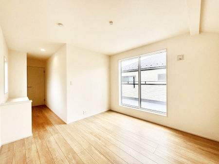 ̑ρ@`Bed Room`ulvƂvwł肭낰QB̉Ǝ₨dɔꂽ̓tJtJ̃xbgŖĂBer{IĂKȍL