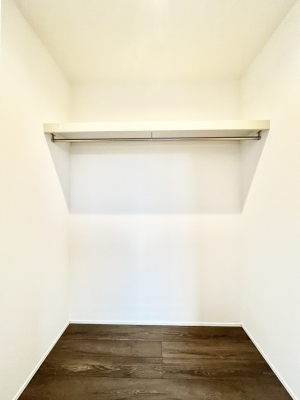 ���̑��@�ߗނ��n���K�[�Ɋ|�����܂܎��[�ł���WIC�B�ߗނ̐������ڂ����₷���ĕ֗��ł��I