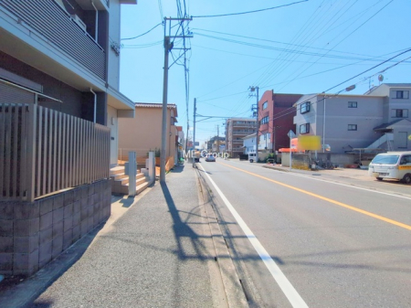 nynʐ^@-