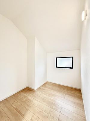 ̑@`Walk-in Closet`@KvȂ̂R[fBl[gꗗĊmFłAgxx⏀ZԂōςރEH[NCN[[bgݒu܂BƂ̒Ƃ֗Ȏ[Xy[XłB