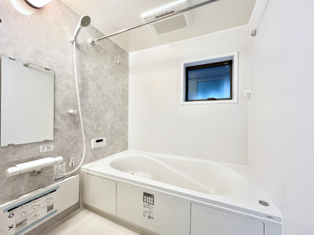 �����@����̔�����₷��؂ȃo�X�^�C���B�������Ƃ����C���y����Ŕ����Ƃ肽���ł��ˁI  