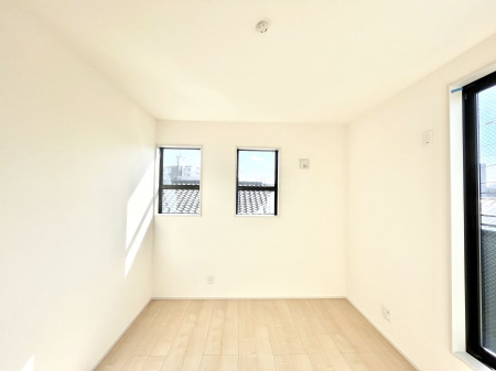 ̑ρ@`Bed Room`@2ʍ̌mۂ邢́AʂǂAϋSn̗ǂԂƂȂĂ܂Bu₩ȕċN钩́AK̎n܂ɁIʕƂĂǂZ܂