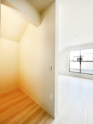 ̑@`Walk-in Closet`@KvȂ̂R[fBl[gꗗĊmFłAgxx⏀ZԂōςރEH[NCN[[bgݒu܂BƂ̒Ƃ֗Ȏ[Xy[XłB