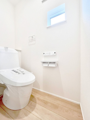 �g�C���@�������P�������`Toilet�`�@�������̂��鐅����g�C���̓E�H�V�����b�g�t���ł����g�C���͖����g�킴��𓾂Ȃ����́B����������ۂ������ł��ˁB�g�C����2��������̂Œ��̍��G���ɕ֗��ł��I