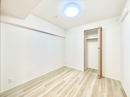 �Q���@�g���₷���`�Ńx�b�g��Ƌ�̒u�����ɂ����邱�Ƃ�����܂���B   