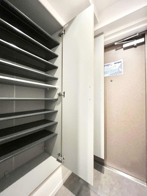 ̑ρ@Ղ[łV[Y{bNXŉƑŠCAւB  