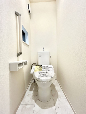 gC@gC1K2KꂼɔzuĂĂƂĂ֗łB 