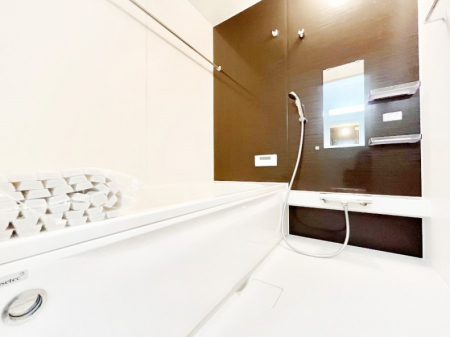 @`Bath Room`@͋C̗ŖɌătbVB@\tĂ̂ŗׂ̐@uŐ􂢏オ󕨂AJ̓VCCɂ邱Ƃ\łB