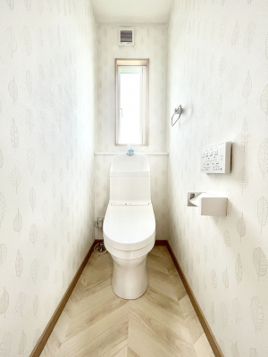 gC@`Toilet`@̂鐅gC̓EHVbgtłgC͖g킴𓾂Ȃ́BۂłˁBgC2̂Œ̍Gɕ֗łI