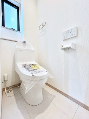 gC@`Toilet`@YEXbLEKȃEHVbgtgCł낰ԂłBgC͖g킴𓾂Ȃ́BۂłˁBgC2̂Œ̍Gɕ֗łI