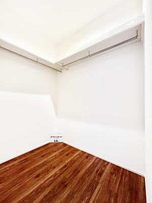 ���̑��@�ߗނ��n���K�[�Ɋ|�����܂܎��[�ł���WIC�B�ߗނ̐������ڂ����₷���ĕ֗��ł��I