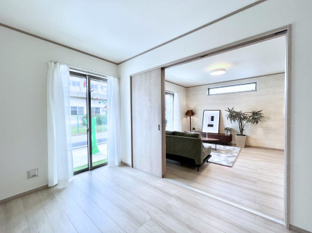 ̑ρ@rOׂ̗ɂmBJčLp邱Ƃ\łB