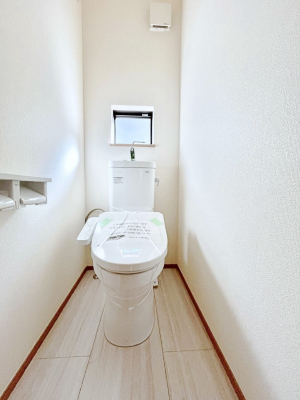 ���̑����ρ@�ݔ���A�������L�b�`���ɂ̓p���g���[�I�H�ނ̃X�g�b�N�͂������A���p�i�̎��[�Ȃǎg�����͂��낢��I